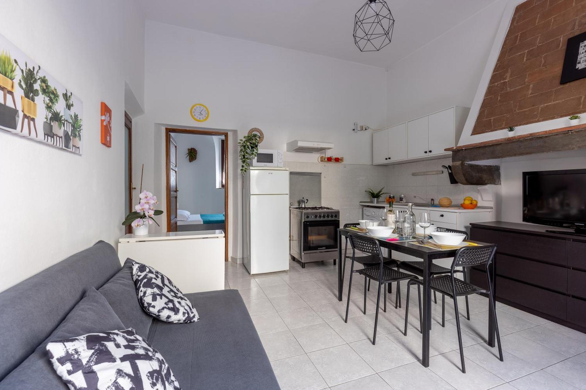 Pisa Bright Apartment Near The Airport Bagian luar foto